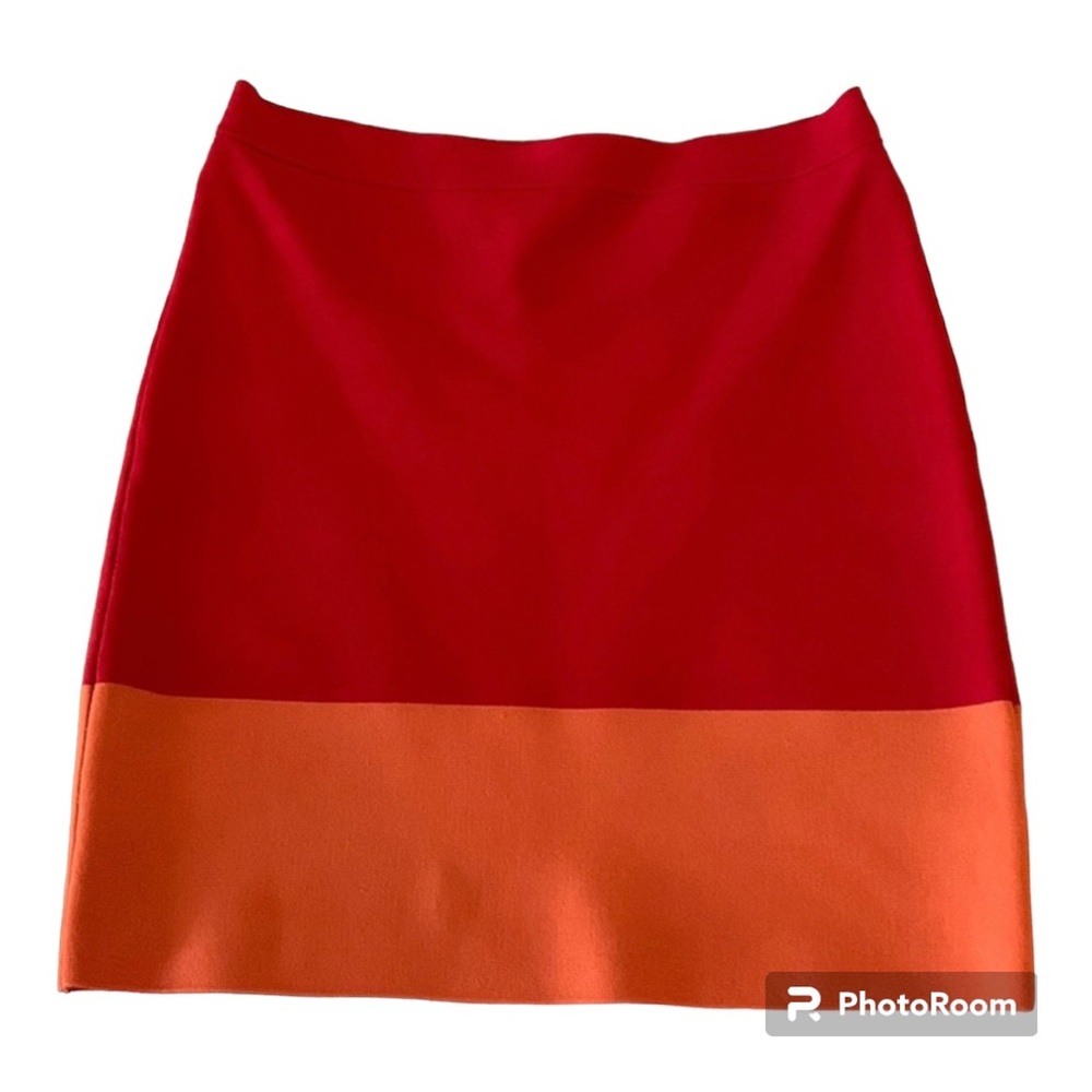 BCBGMAXAZRIA Joelle Mini Skirt, in Red & Coral Color, Size M, Great Condition